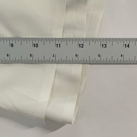 OFFLINE By Aerie M Real Me Ruched Flowy Short Air White Flowy Overlay - Picture 8 of 10